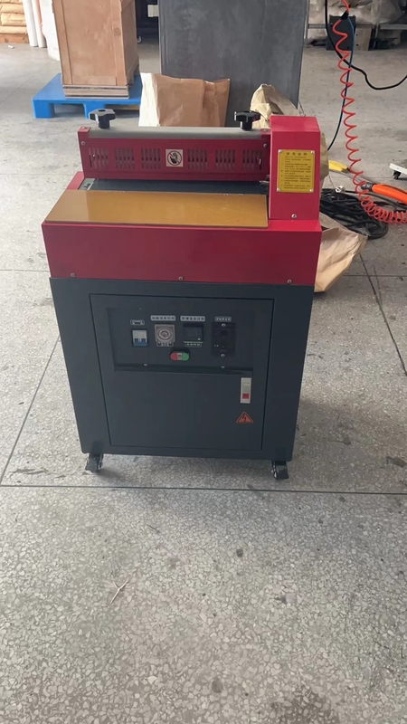 Mesin lem panas meleleh untuk pembuatan sepatu untuk menempelkan kertas dinding lapisasi lapisan laminator panas meleleh