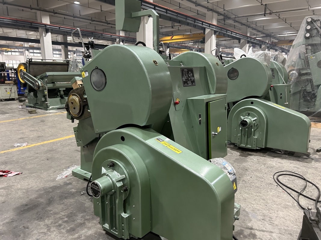 750mm Max. Mesin pemotong mati lebar yang dapat dioperasikan untuk produk kertas